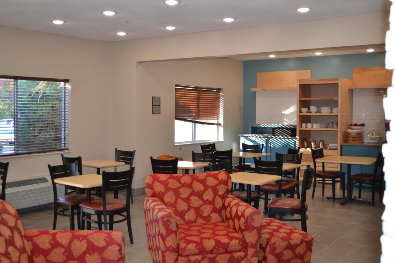Country Inn & Suites By Radisson, Fairview Heights, Il Dış mekan fotoğraf